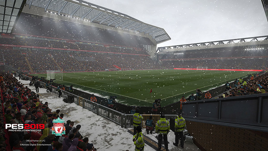 PES 2019 - Anfield nevando