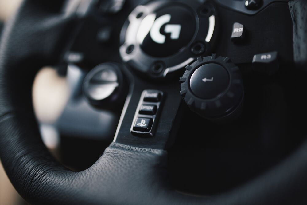 Volante Logitech G923 TRUEFORCE é anunciado para PS4 e PS5 - PSX Brasil