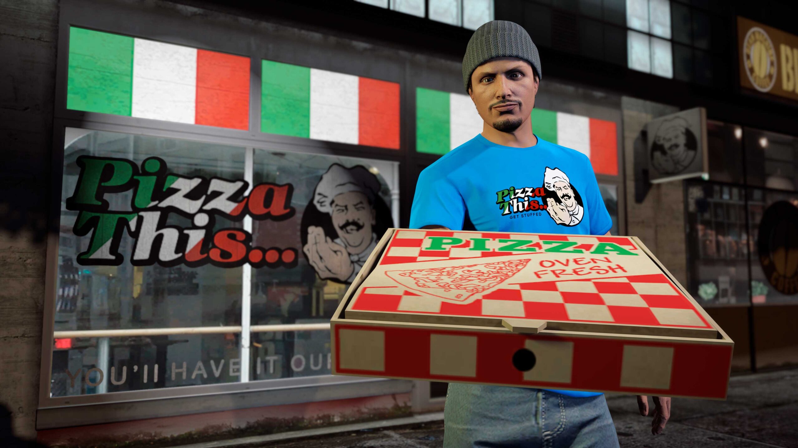 Personagem do GTA Online usando uma camisa com a marca Pizza This… enquanto segura uma caixa de pizza da mesma marca no lado de fora do restaurante.